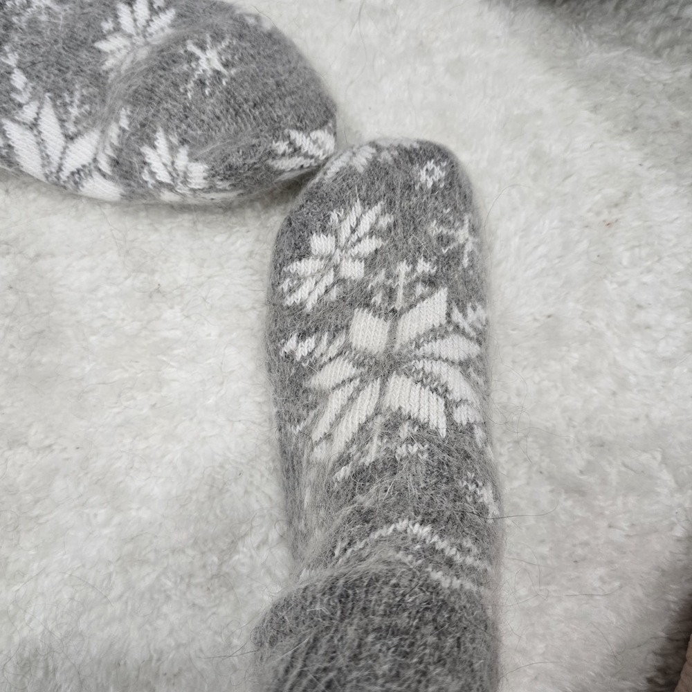 Handmade Goat Down Socks - 100% Natural Wool - Thick, Warm & Fuzzy Winter Socks - Picture 3 of 11